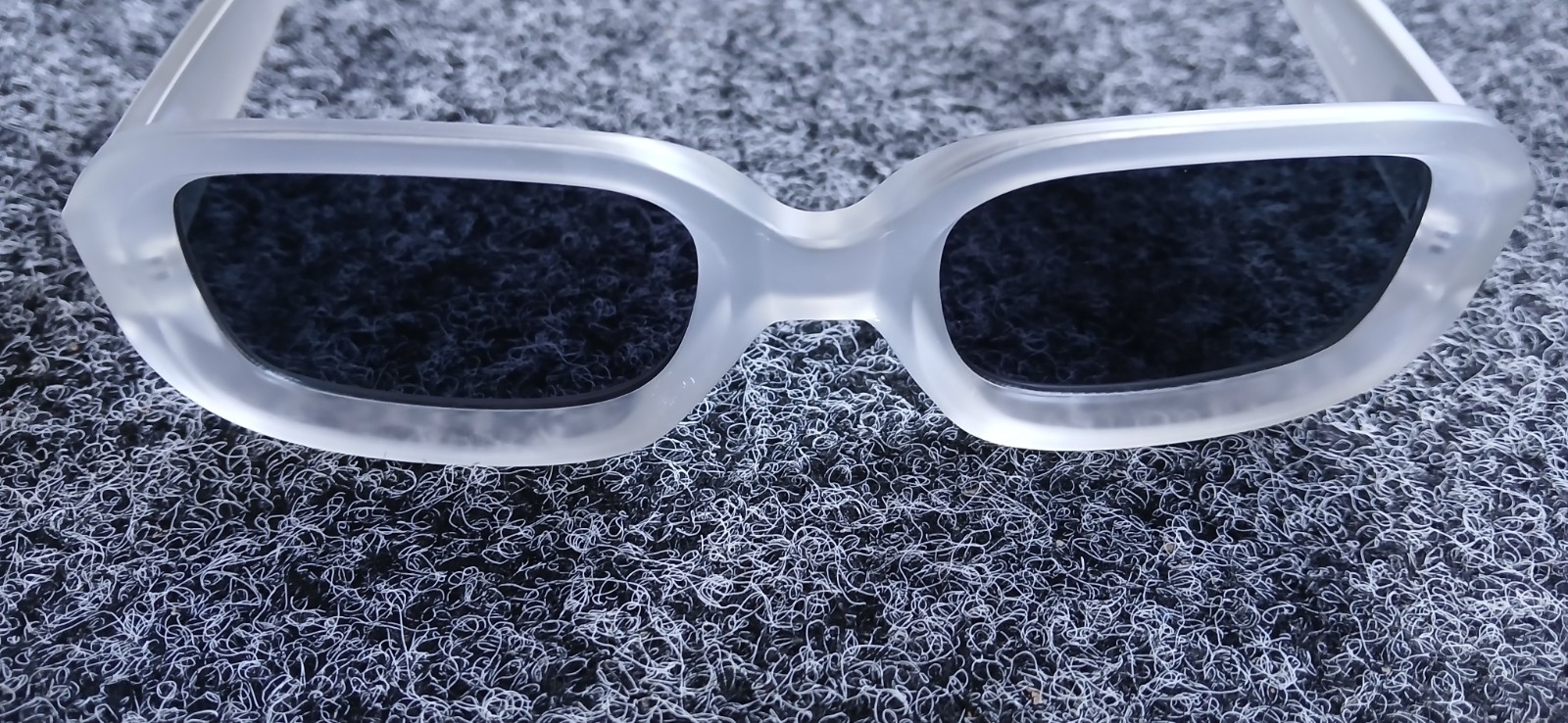 Ron Jon Women's Rectangular Sunglasses - image 7