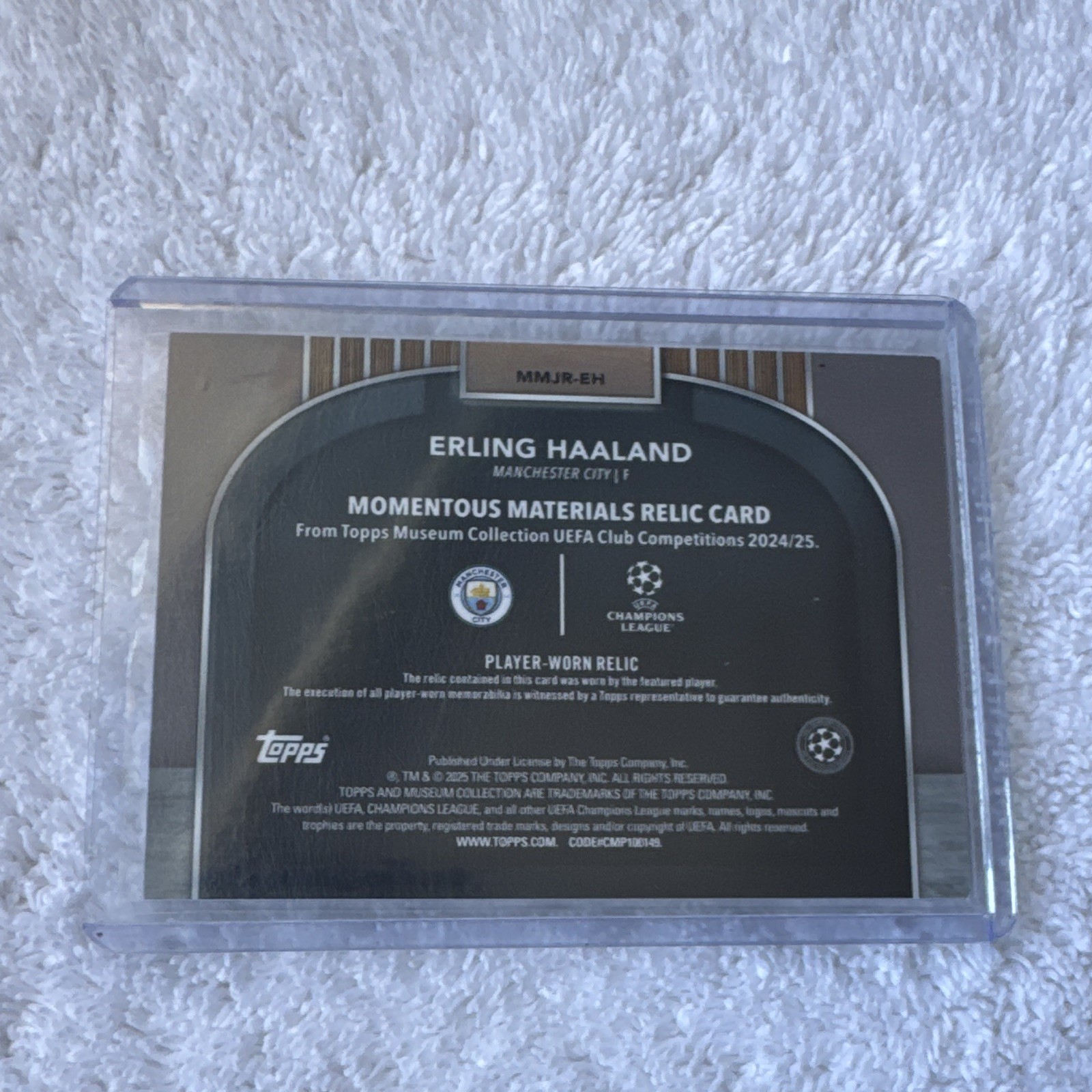 Topps Museum UEFA Club 2024-25 Erling Haaland Man City MMJR-EH Relic 22/50 view 3