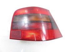 Rechte Rückleuchte VW Golf IV (1J1) 1J6945112T / CZ 76874
