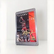 Michael Jordan 1997 Upper Deck Chicago Bulls Large Case Fan Club Card 97