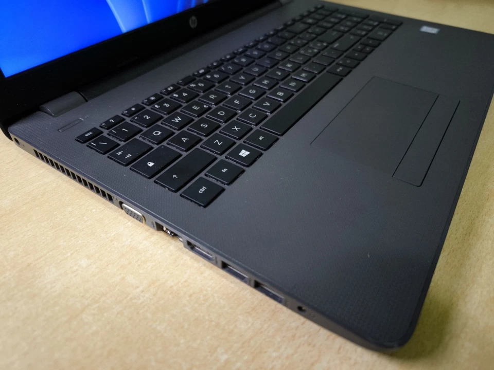 Notebook Computer Portatile HP Intel i3 12GB RAM 240GB SSD - OTTIME CONDIZIONI - Immagine 3 di 4