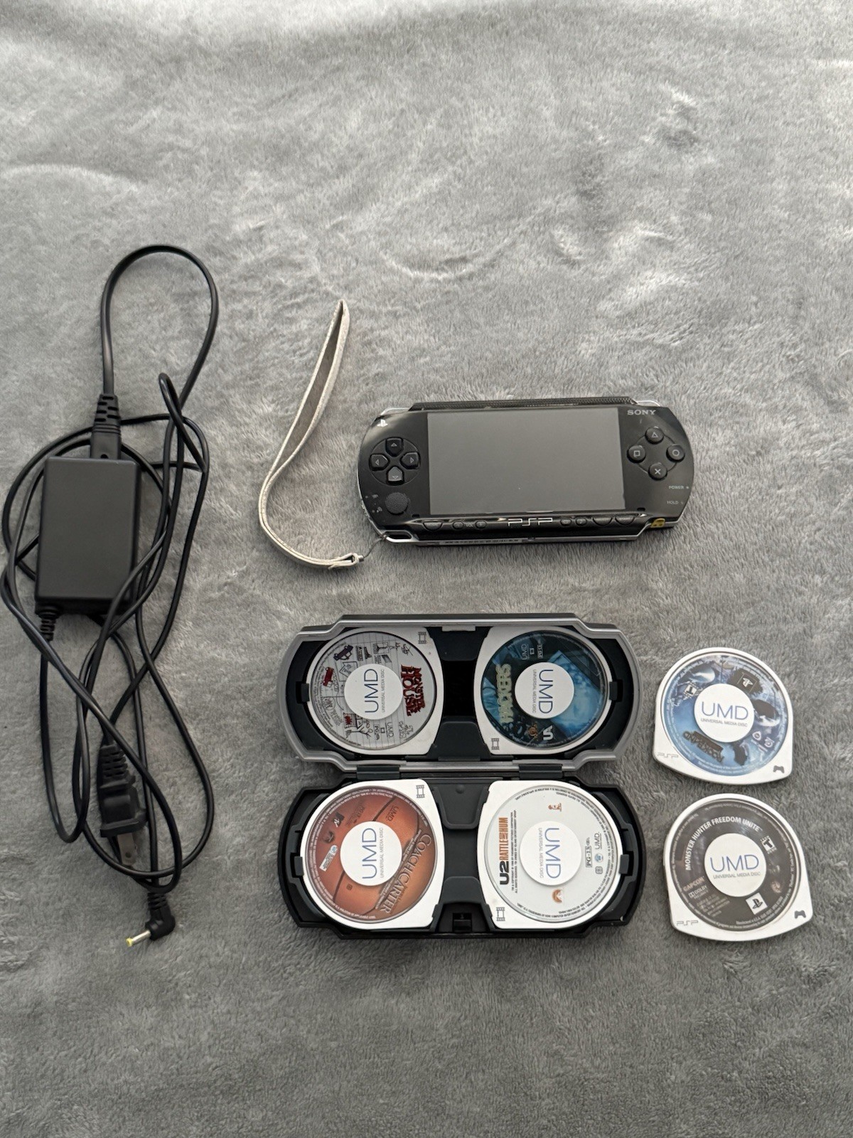 Sony PSP Console Bundle 10 UMD Movies Charger Case Missing Power Switch