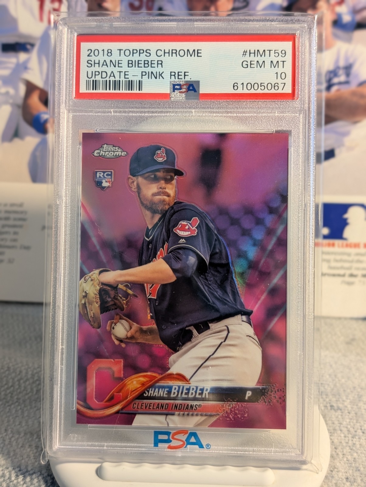 2018 Topps Chrome Update Shane Bieber HMT59 RC Pink Refractor PSA 10