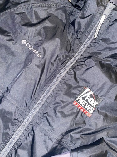 Vintage “Fox News” colombia windbreaker waterproof size xl extra large - 第 2/5 張圖片