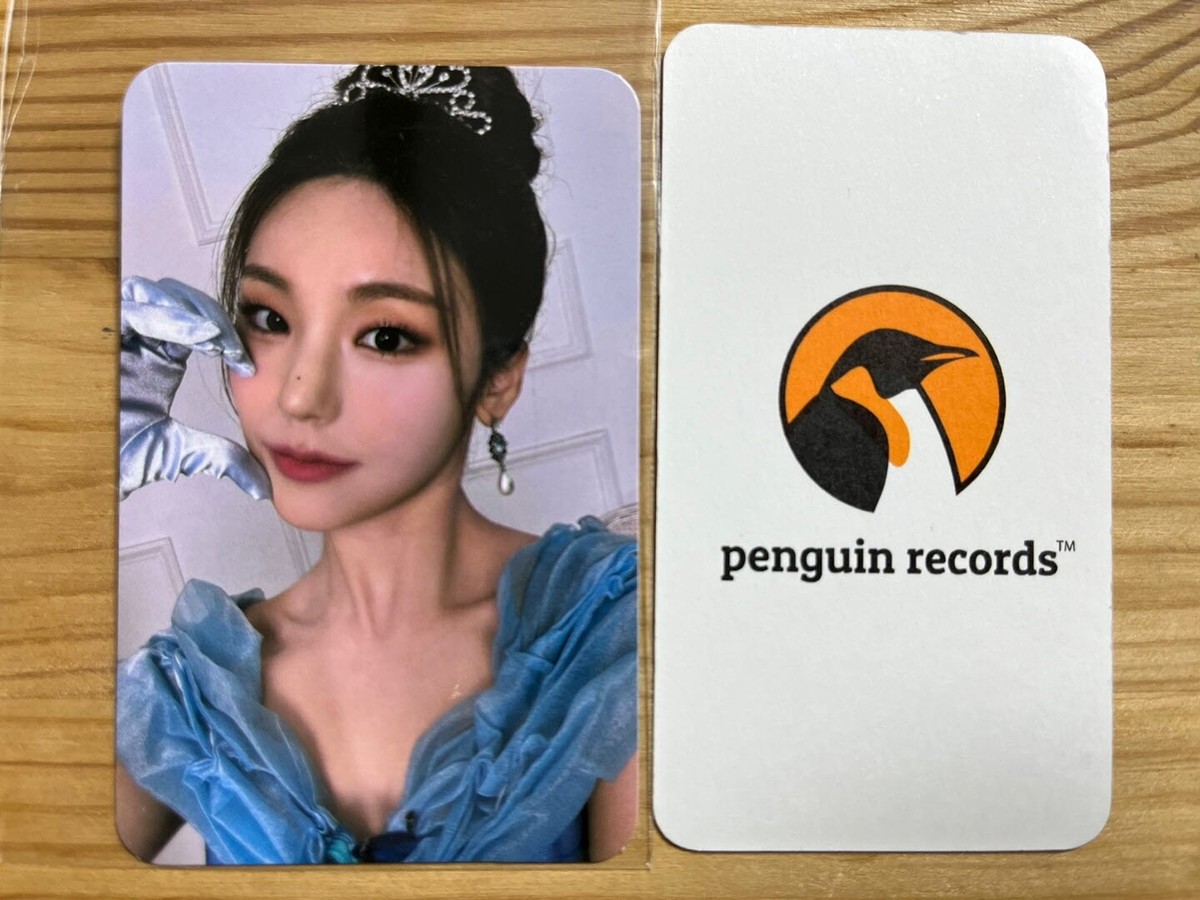 ITZY - TO WONDER WORLD OFFICIAL MD TRADING CARD POB PHOTO CARD | eBay