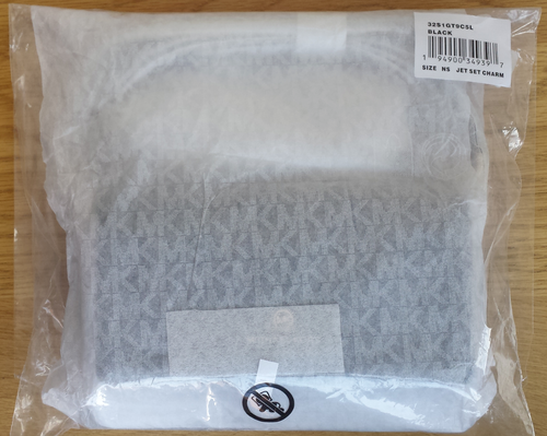 BNWT, MICHAEL KORS JET SET CHARM SMALL BLACK LEATHER PHONE X-BODY BAG. RRP £170 - Picture 13 of 14