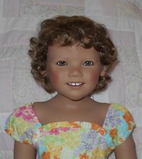 WEE 3 DIANNE Doll Wig SIZE 15/16 LIGHT BROWN Short Wavy Body Curls on Ends NWT