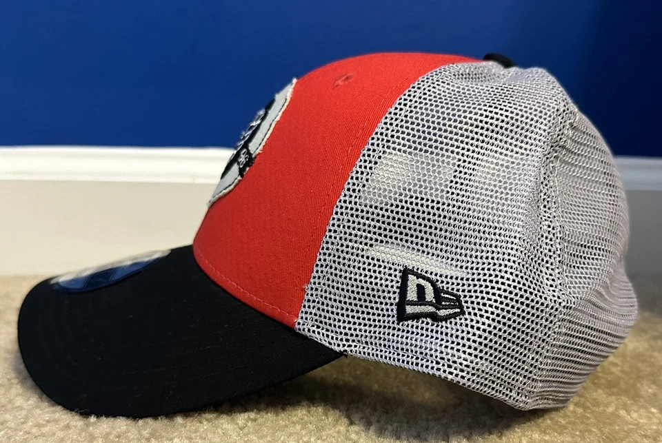 New Era DC United Red Black 9FORTY Snapback Trucker Adjustable Hat Cap Men's - Image 2 of 4