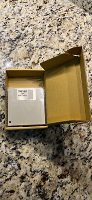 Set of 22 Brand New Double Density 3.5 inch Maxell Floppy Disks