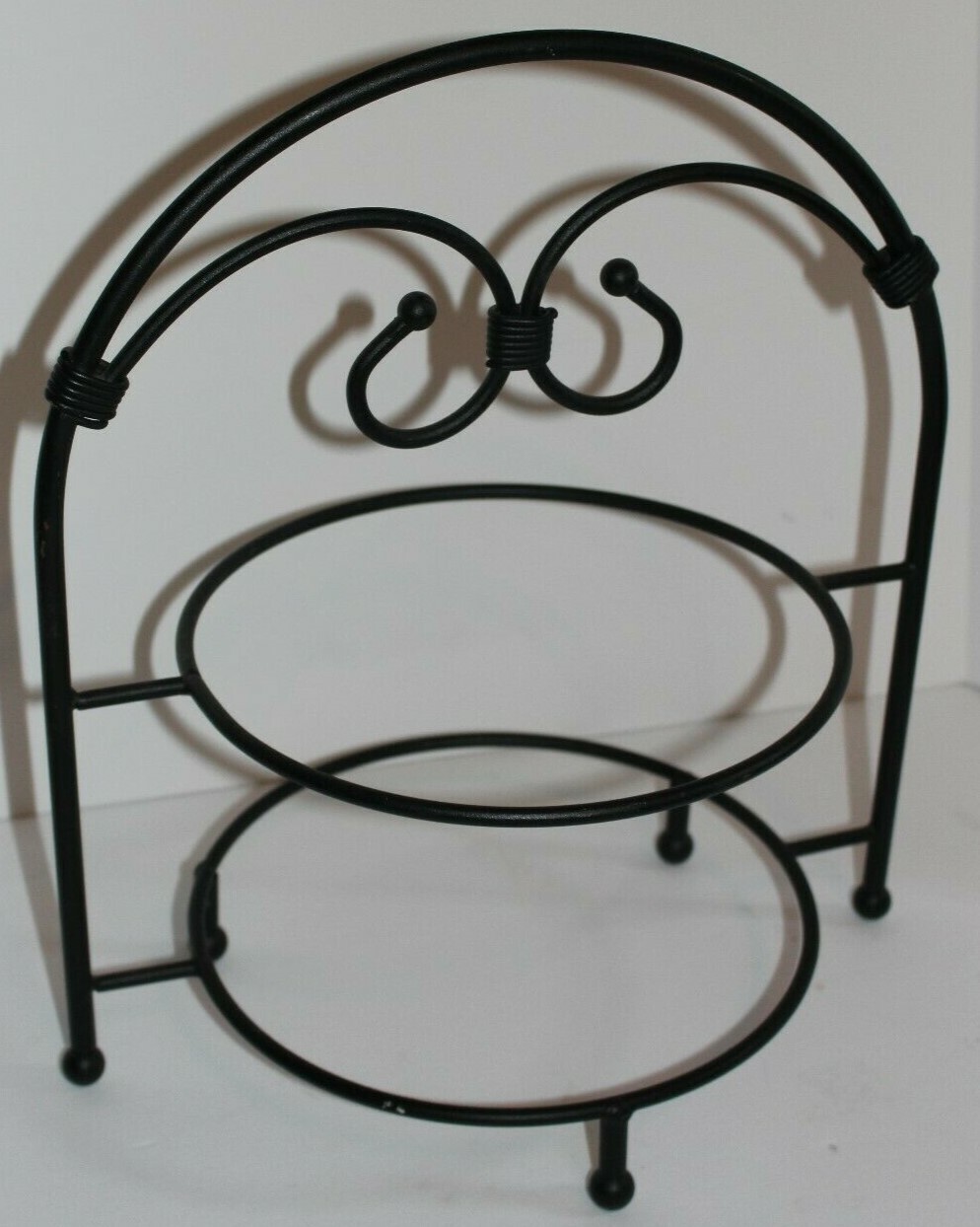 Southern Living At Home Wrought Iron Two Tiered Plate Stand Red