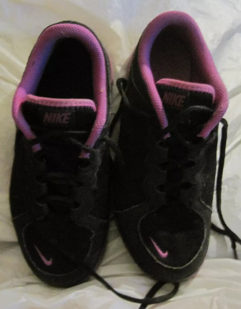 Nike Better World Sneakers Womans Size US 5.5 Purple Black LBDB0