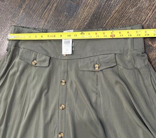 Torrid Skirt Women’s 2 2XL 18 Olive Green Challis High Waist Button Front Midi - Picture 8 of 9