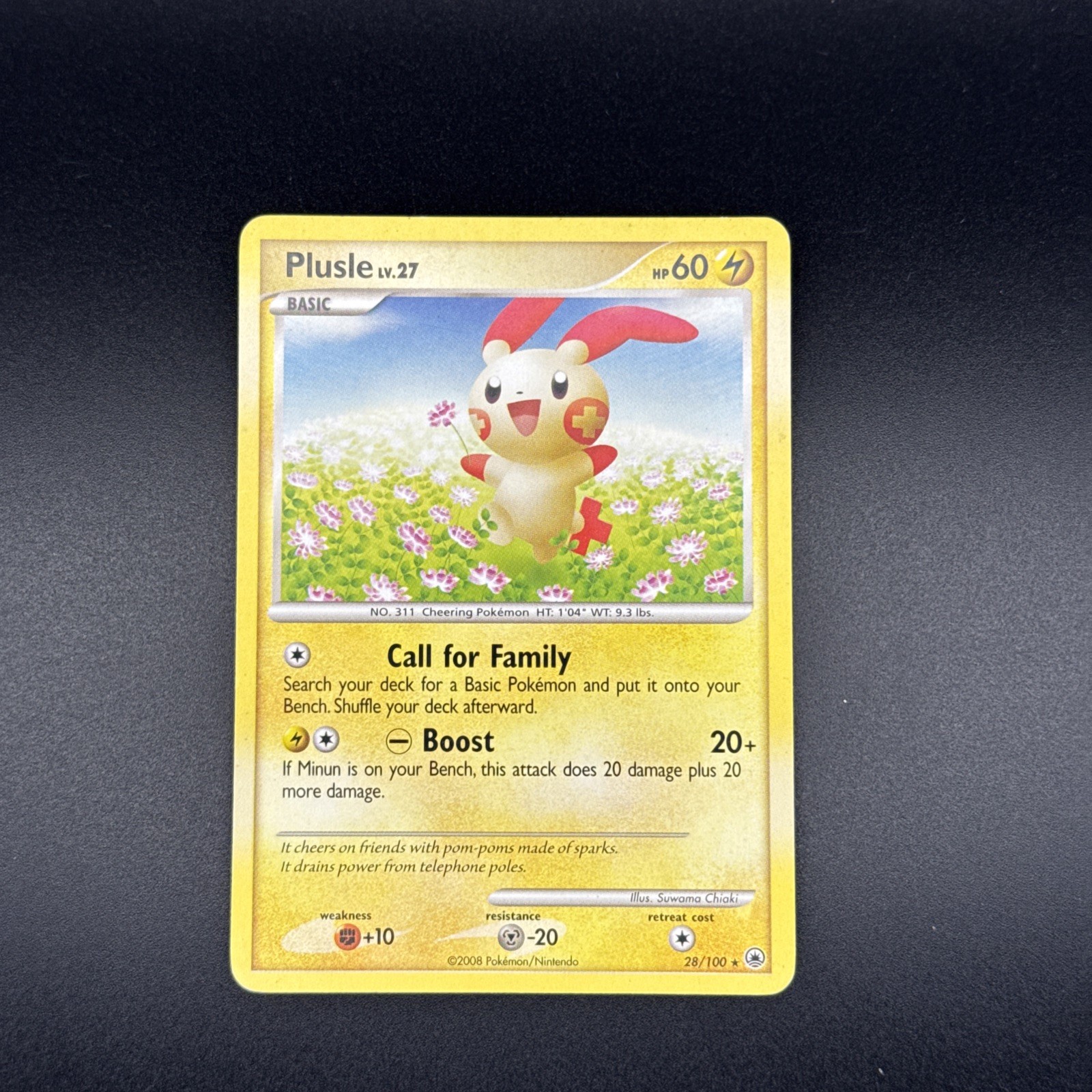 Plusle 28/100 - Non-Holo Rare Majestic Dawn Pokemon 2008 Card HP