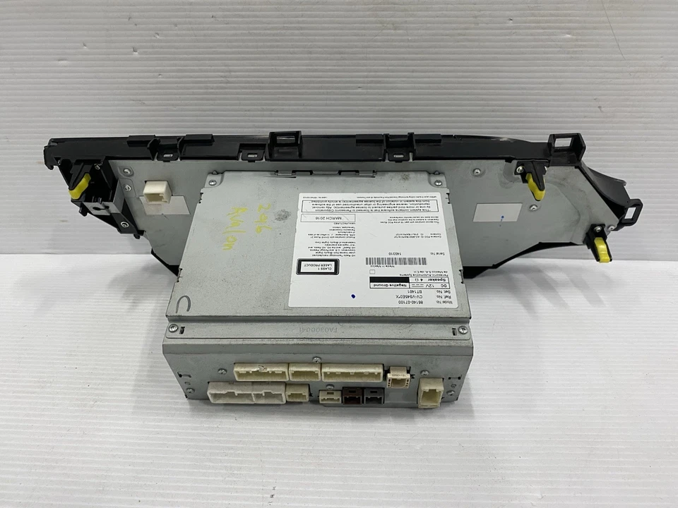 2016-2018 TOYOTA AVALON AM FM CD RADIO RECEIVER DISPLAY SCREEN OEM 86140-07100 - Image 3 of 4