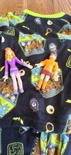 Retro Scooby Doo pajamas with Velma Daphne figurines, 5t
