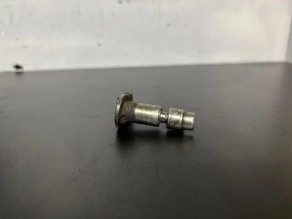 Honda XR200R Cylinder Head Cover Decompression Valve Lifter Spring  - Image 4 of 4