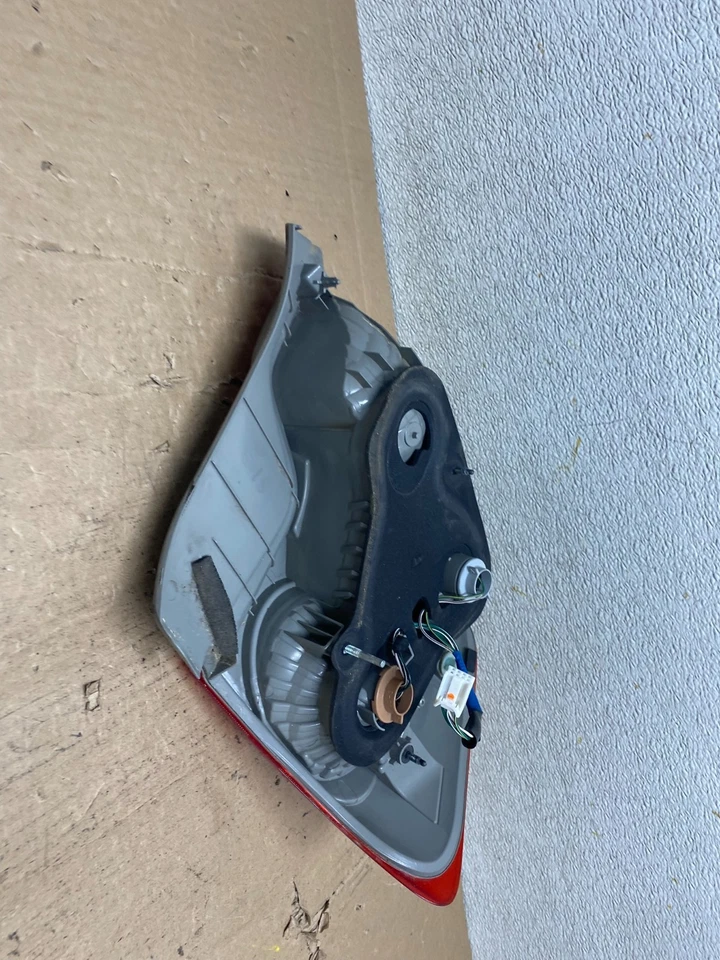 2011 to 2014 Scion TC Right Passenger RH Side Tail Light Oem s0921 DG - Image 4 of 4