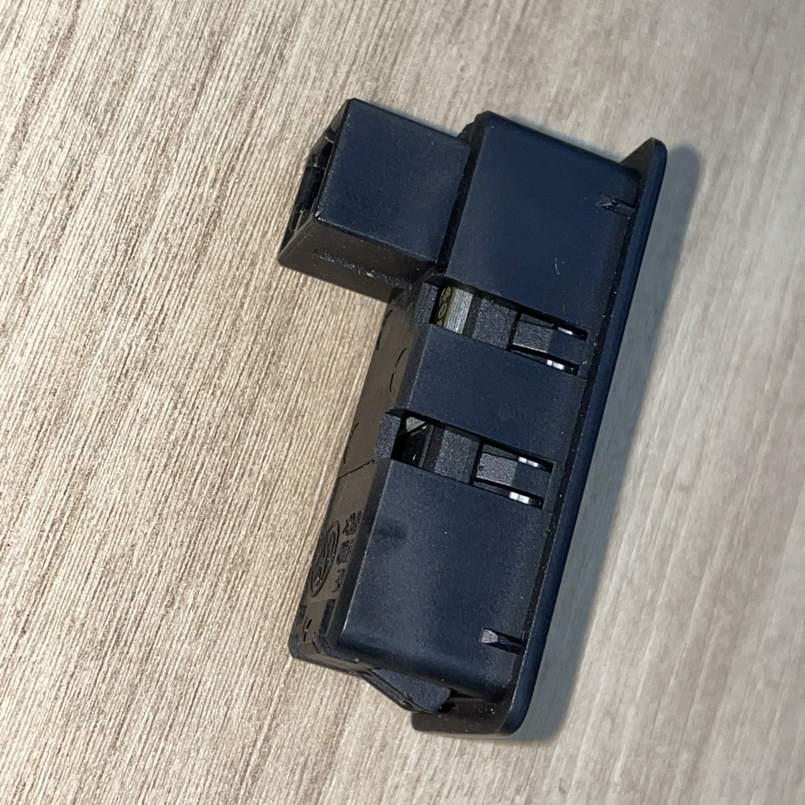 2009 Bentley Continental Flying Spur Trunk Boot Close Button Switch OEM