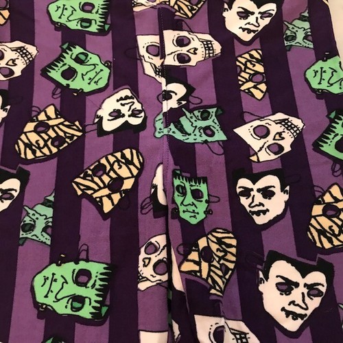 LuLaRoe Halloween Leggings Stripe Masks Kids L/XL Dracula Frankenstein Mummy NWT - Picture 2 of 3