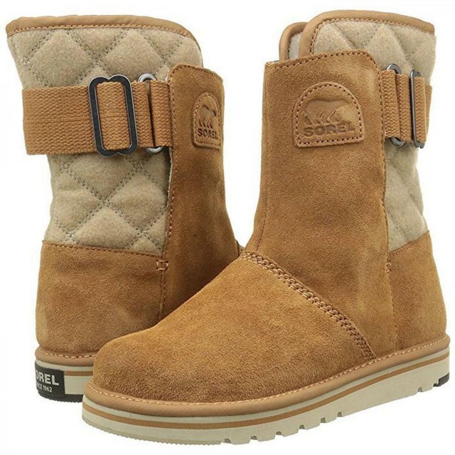 sorel short boots with fur