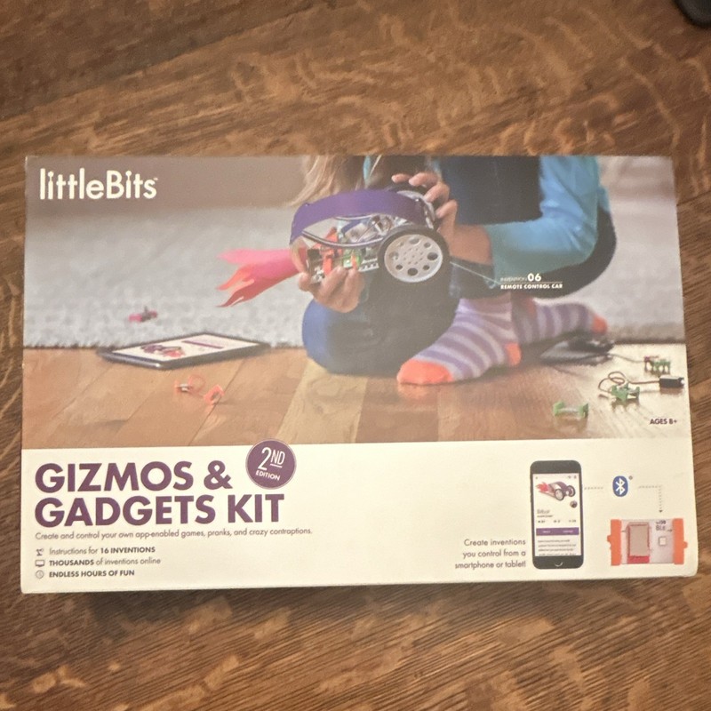 littleBits Gizmos & Gadgets Kit 2nd Edition Bluetooth Invention Kit, new.