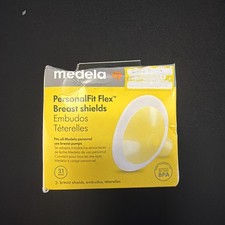 Medela Breast Shield Set Of 2 Personal Fit Flex 21mm Nipple Shaped Around You