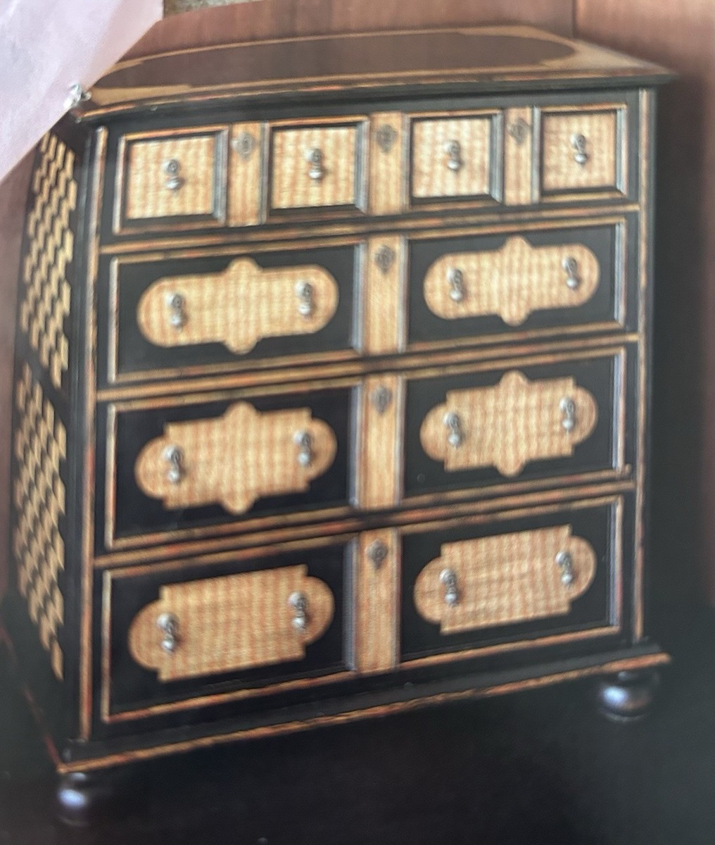 Drexel Heritage–Hand painted chest 5)drawer, Checkerboard Sides