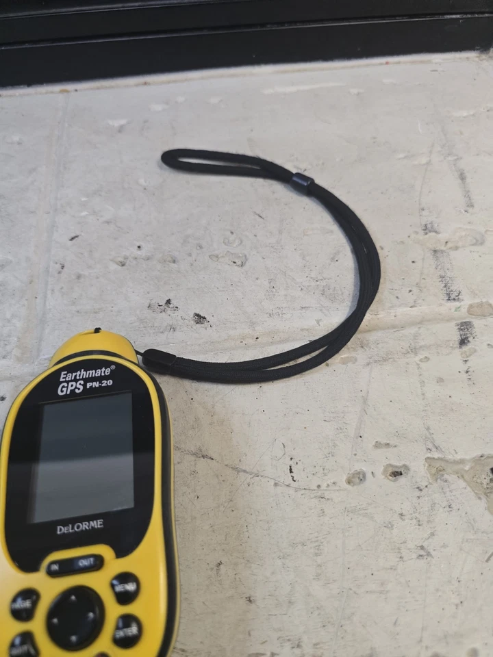 GPS Navigator Delorme Earthmate PN-20 Color Screen Handheld Navigation W/ Reciev - Image 3 of 4