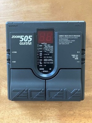 ZOOM 505 Guitar Multi Effects Pedal