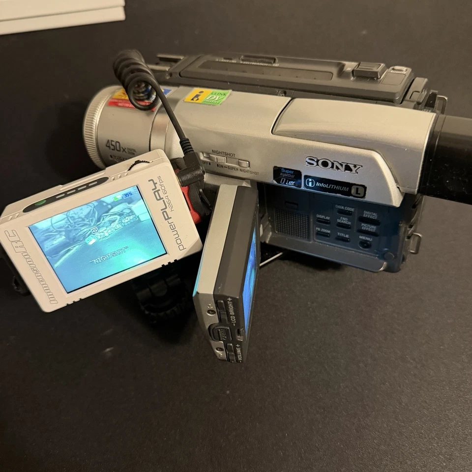 Sony DCR-TRV120 Digital Handycam 8mm Camcorder with Nightshot - Working - Image 3 of 4