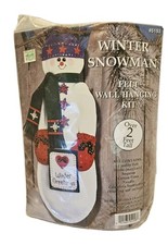 Design Works Christmas Felt Wall Hanging Kit Winter Snowman Sequins 5153