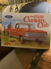 Moebius Models 2564 1:25 1968 F0RD F-250 Custom Cab Pickup Plastic Model Kit