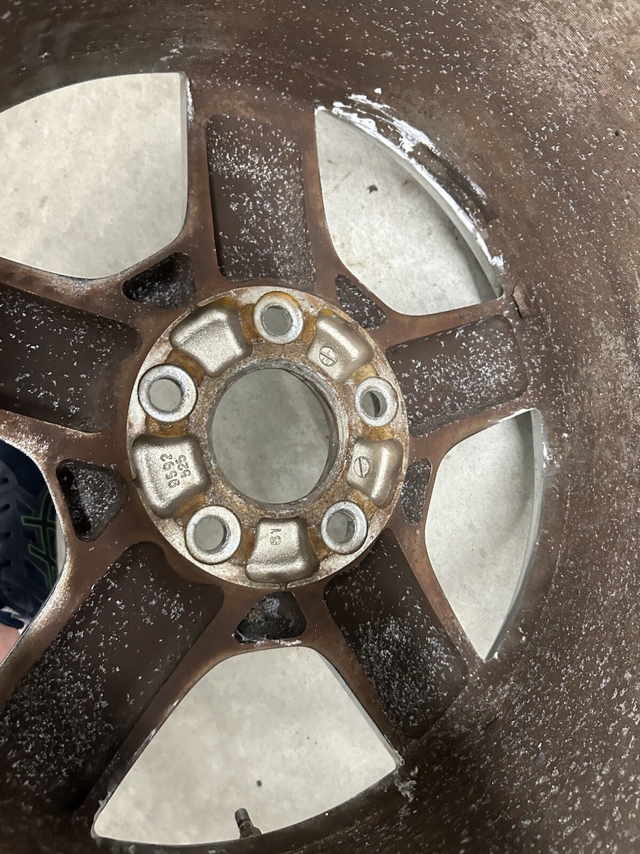 Chevrolet Corvette C5 1997 1998 1999 Rear Chrome Wheel 18