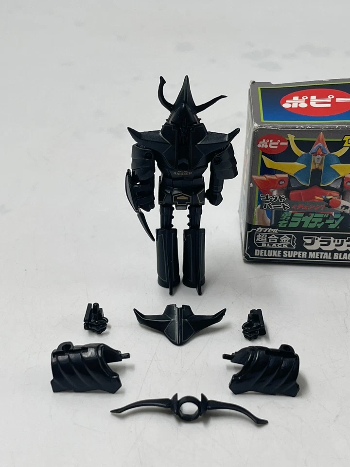 Minifigura Robot Brave Raideen Negra Rara y De Colección 3" Popy CGA-07B Foto 4 de 4