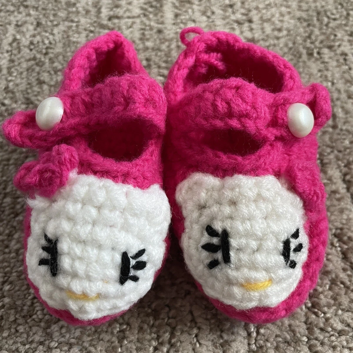 Hello kitty infant shoes clearance