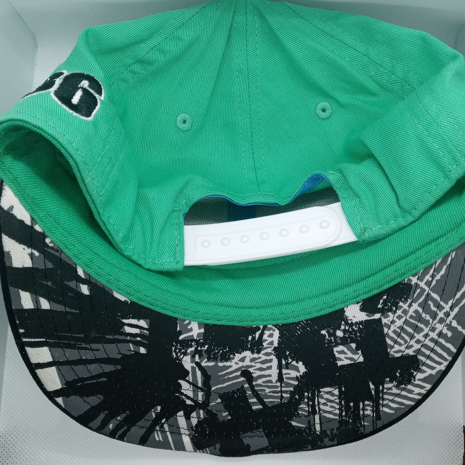 Shaun White #AWESOMEFUTURE Snapback Hat Baseball … - image 5