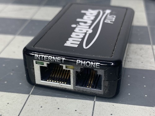 Magic Jack Plus Local Long Distance Calling Magic Jack Plus (L2) - Afbeelding 4 van 5