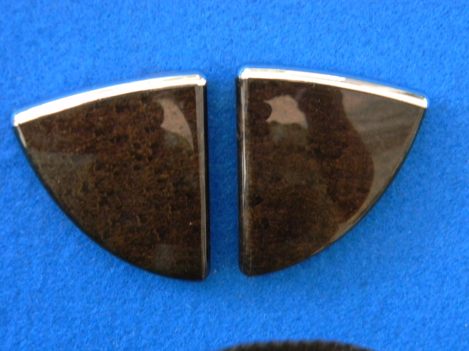 MERCEDES BENZ E CLASS CENTER CONSOLE WOOD LATCH RELEASE COVER  