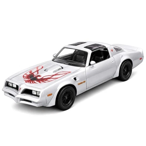 Maisto Pontiac Firebird Trans Am Silver Kids Special Model Diecast Toy Car 1:18