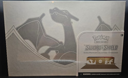 Pokémon TCG: Sword & Shield Ultra-Premium Collection – Charizard