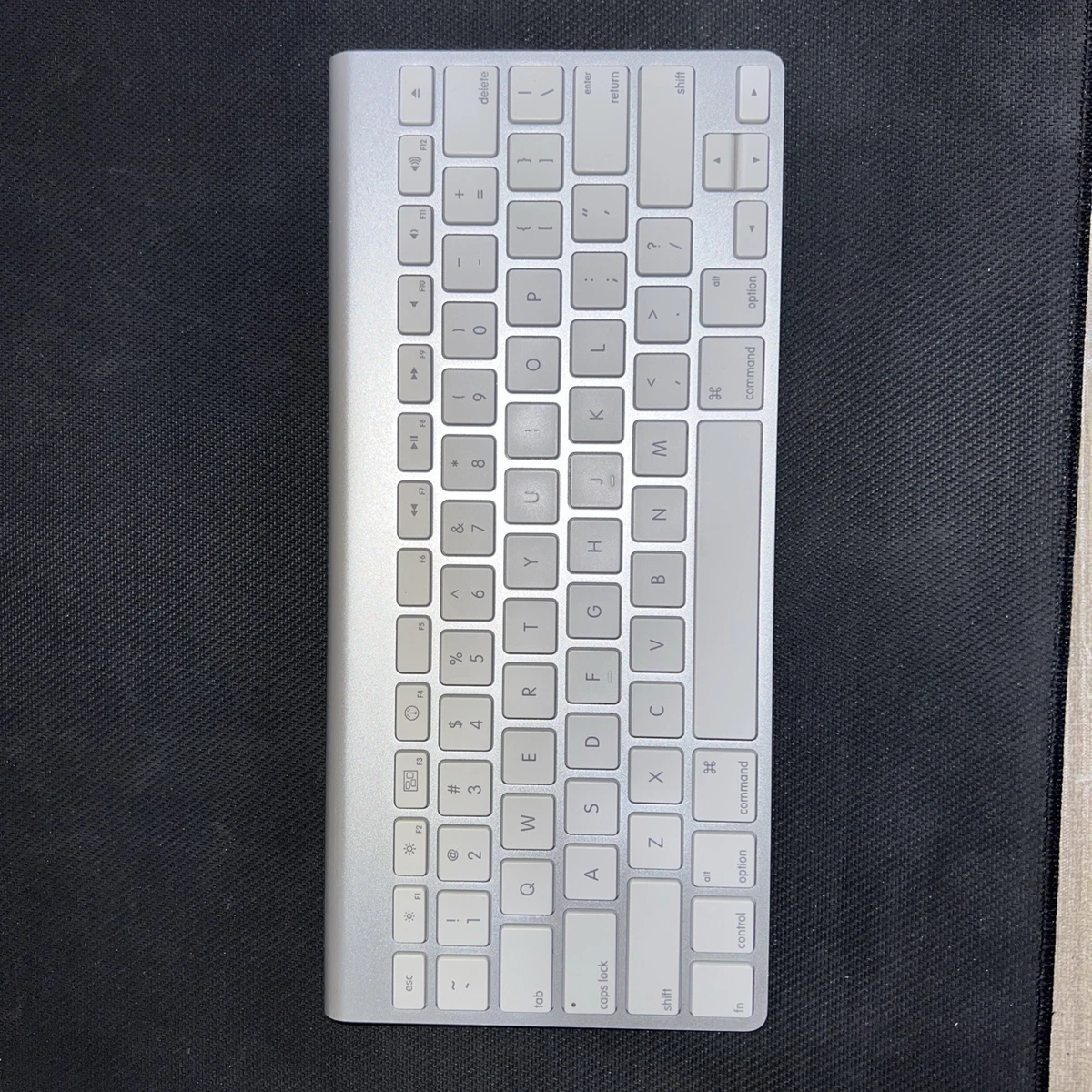 【新品・未使用】Apple ワイヤレスキーボード JIS Model A1314 25+ Apple Wireless Bluetooth Keyboard A1314 for sale | Updated Oct