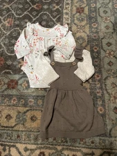 Baby Girl Newborn Outfits Brand New Condition By carters