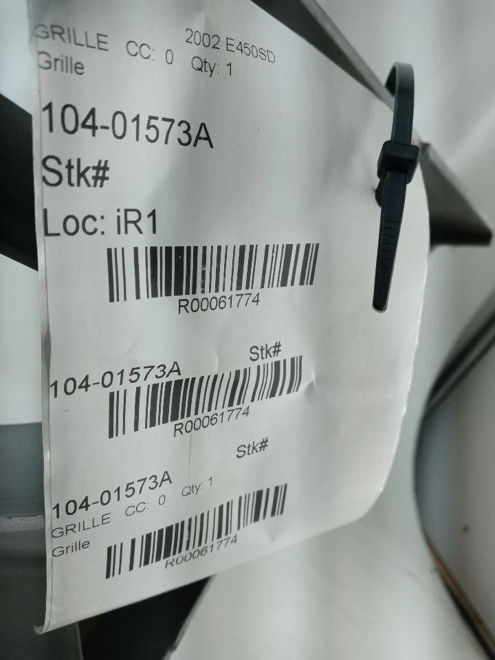 Parrilla para furgoneta E150 E250 E350 E450 E550 Econoline Ford E-150 Club Wagon Foto 4 de 4