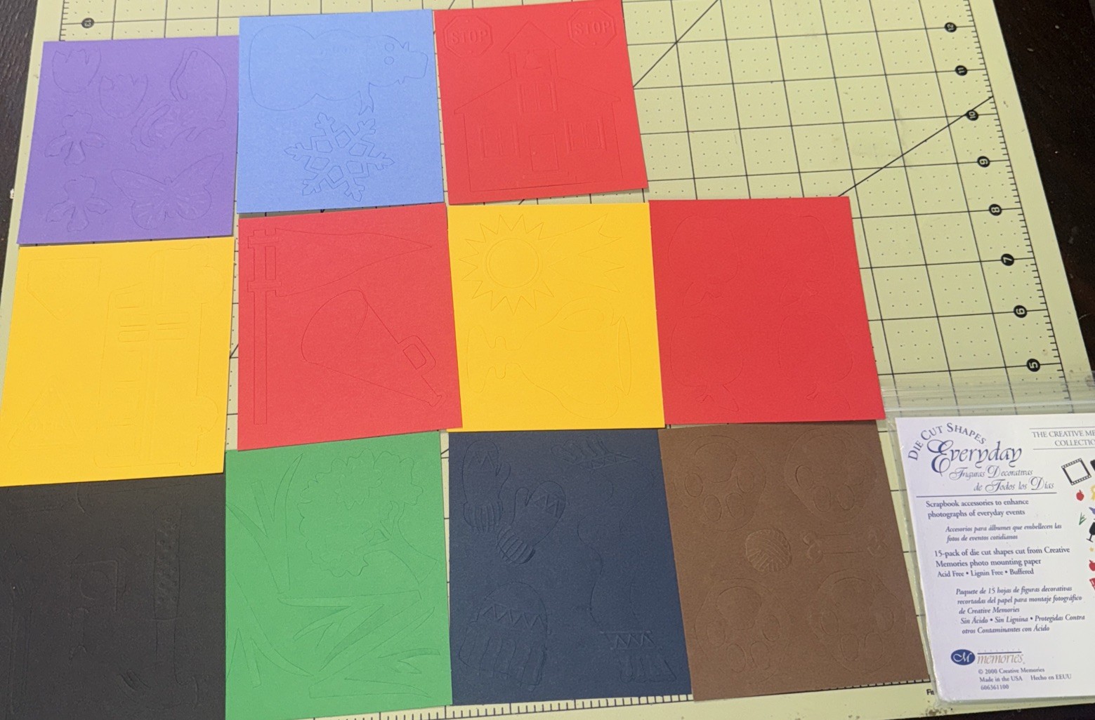 The CREATIVE MEMORIES Collection DIE CUT Shapes: EVERYDAY 12-Pack USA 2000 New