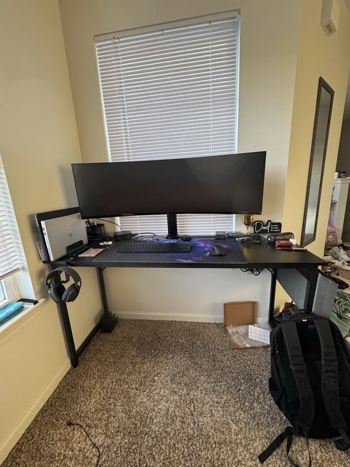 LG 45-inch Ultragear Curved Gaming Monitor - Image 4 of 4