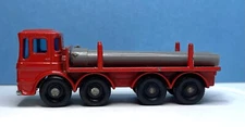 Matchbox Lesney Leyland Pipe Truck 10 D Construction Vehichle 1968 w/ pipes