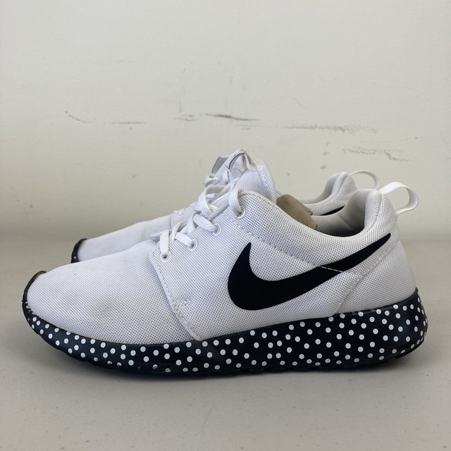 roshe trainers womens