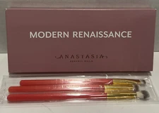 Anastasia Beverly Hills Modern Renaissance Eyeshadow Palette & assorted brushes