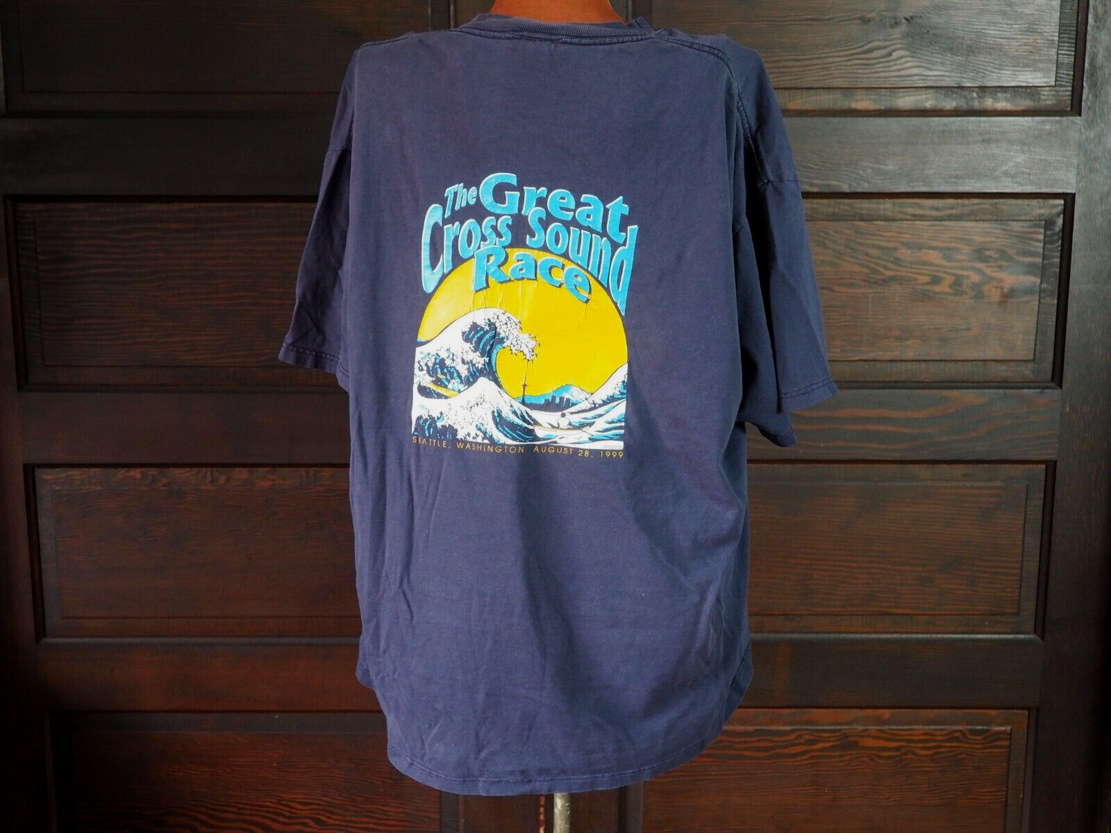 FILA T shirt acqua vintage Y2K grafica effetto invecchiato blu canottaggio Seattle Sound Wave XL