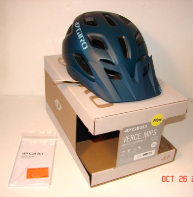 Women's GIRO Verce Mips Cycling BIKE HELMET Universal Matte Ano Harbor Blue Fade
